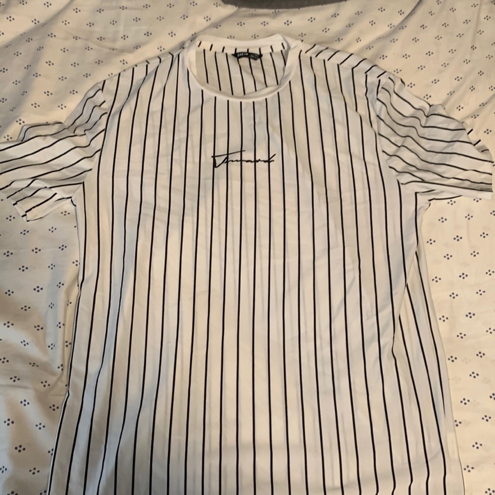 Black white color way, medium size form shein